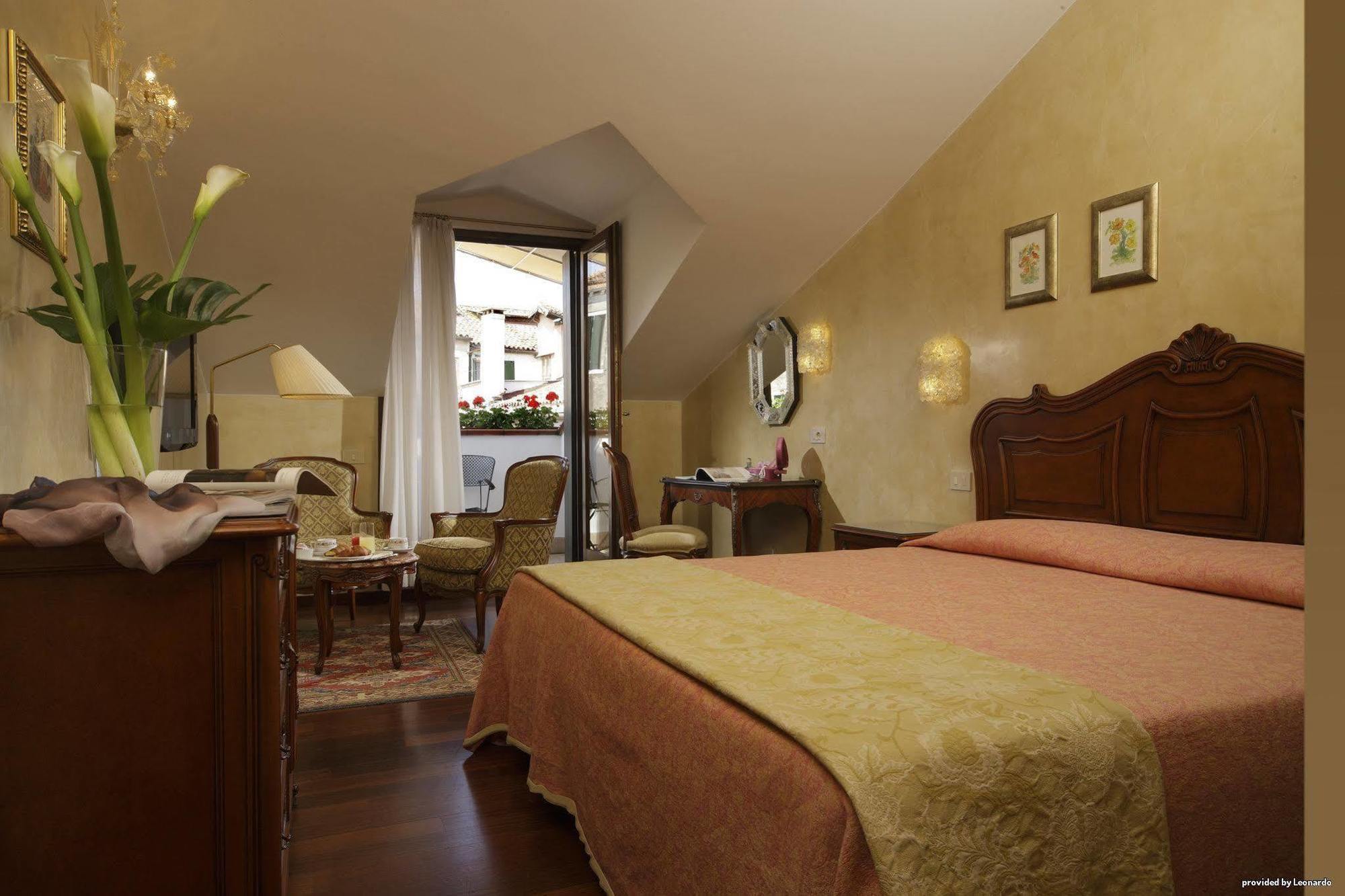 Hotel Bisanzio Venice Room photo